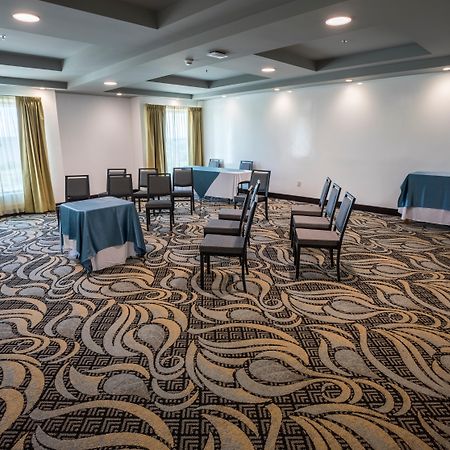 Holiday Inn Queretaro Zona Krystal By Ihg El Salitre Eksteriør bilde