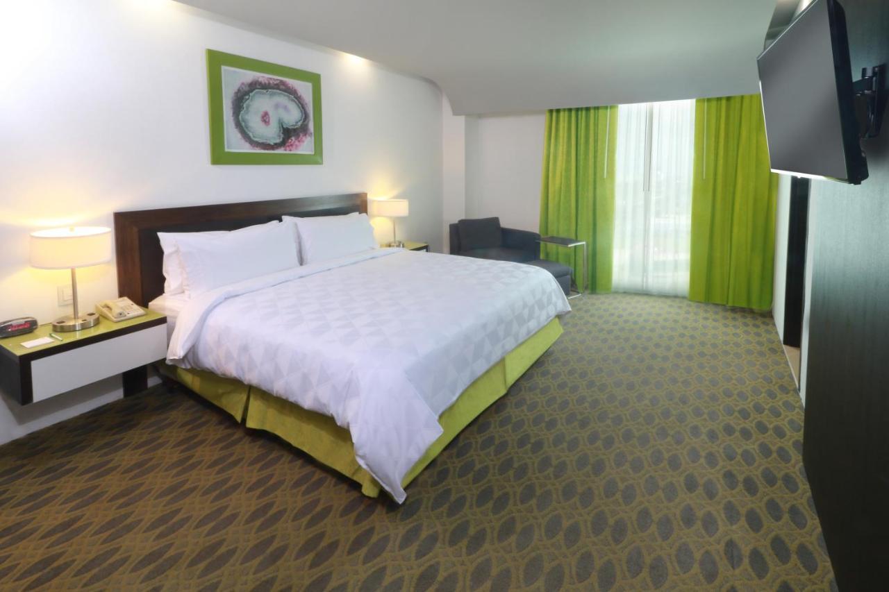 Holiday Inn Queretaro Zona Krystal By Ihg El Salitre Eksteriør bilde