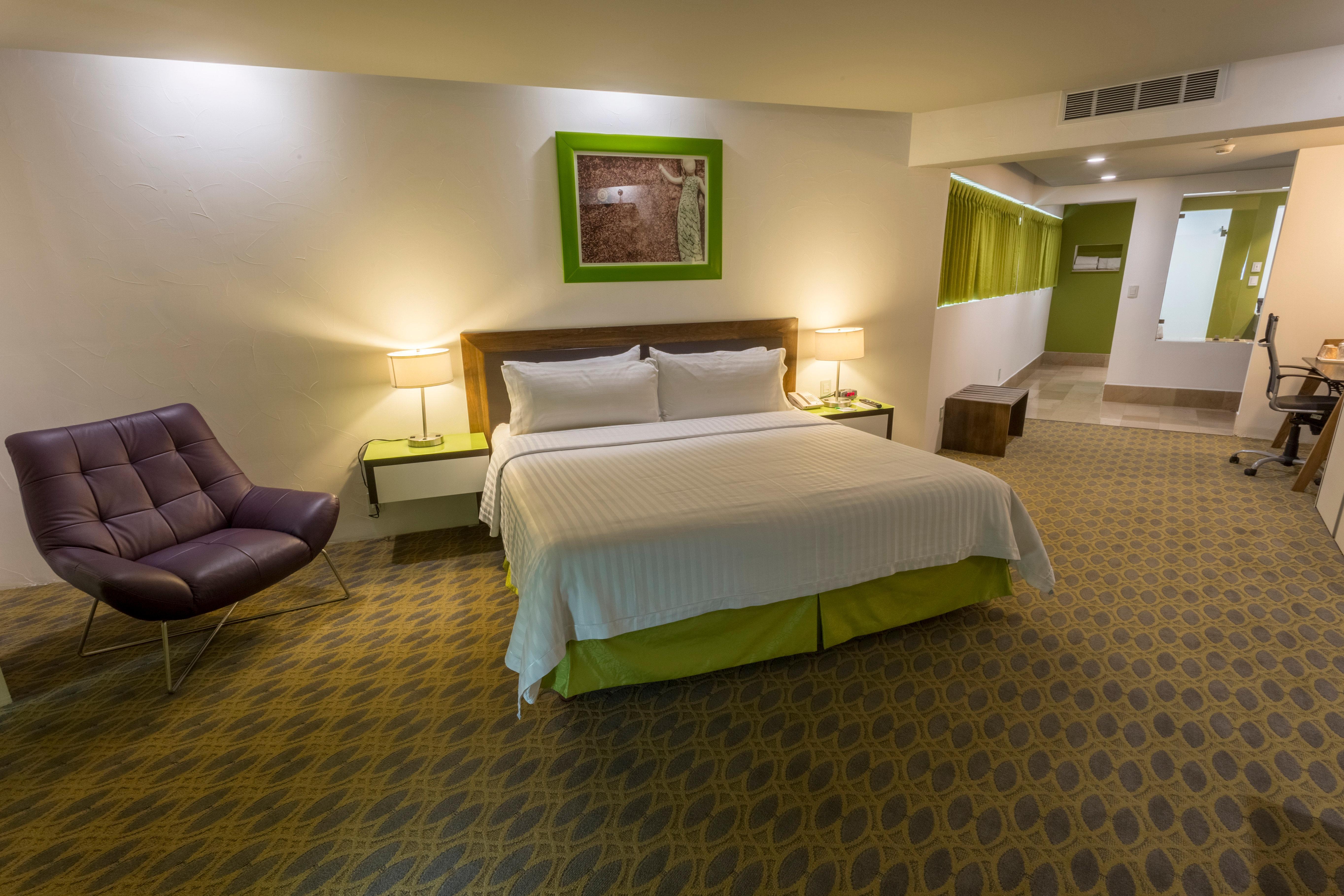 Holiday Inn Queretaro Zona Krystal By Ihg El Salitre Eksteriør bilde