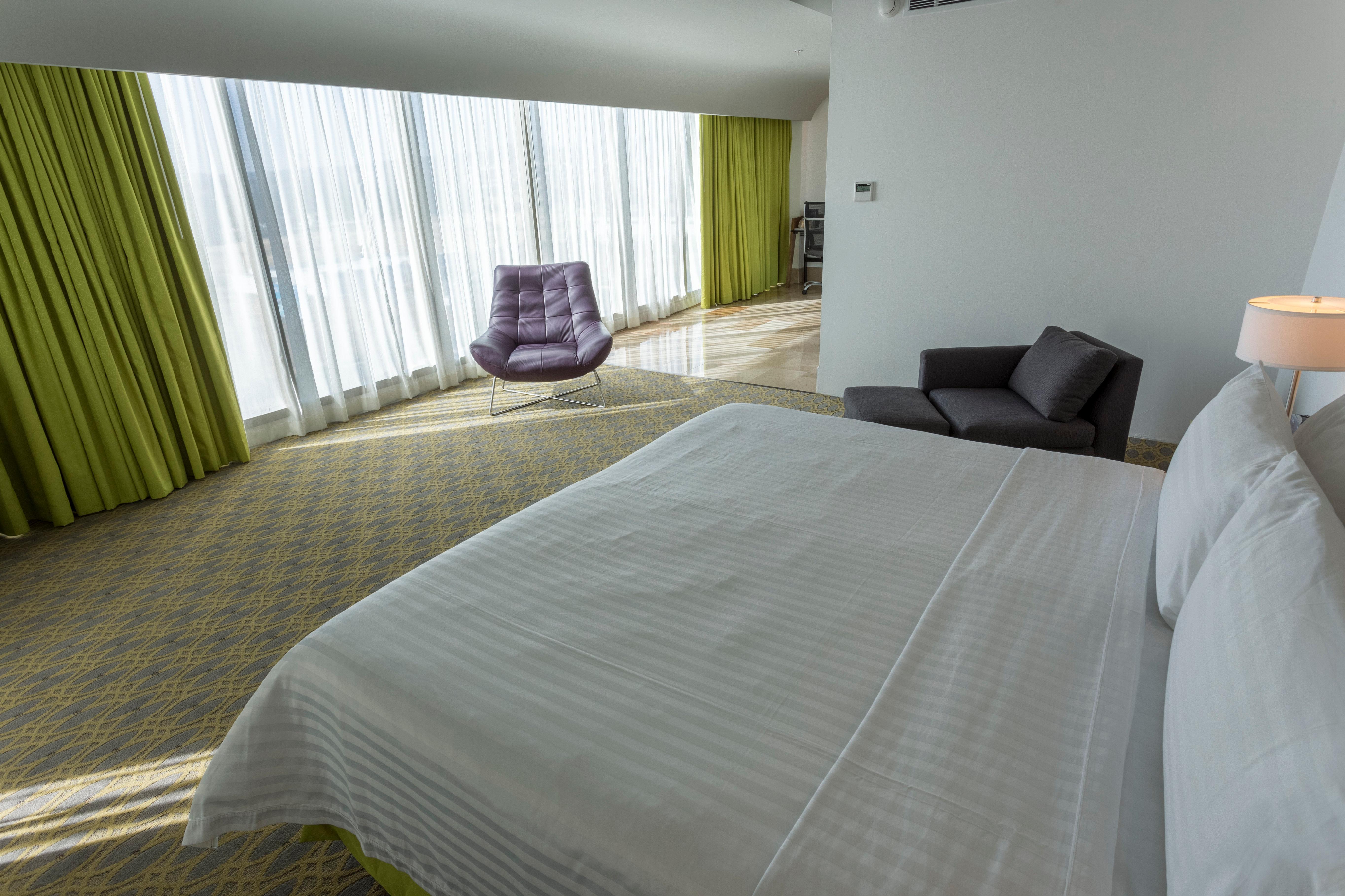 Holiday Inn Queretaro Zona Krystal By Ihg El Salitre Eksteriør bilde